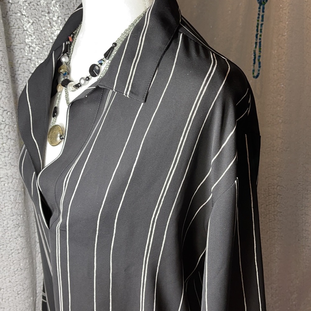 Ann Taylor - Picture 7 of 11